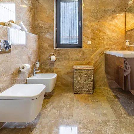 Paradiso Luxury Apartment, Apartment