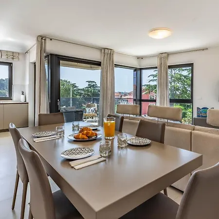 Paradiso Luxury Apartment, Apartment